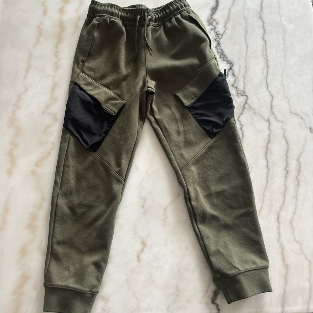 Boys Athletic Works Green Sweat Pants With Black Pockets Size L 10-12